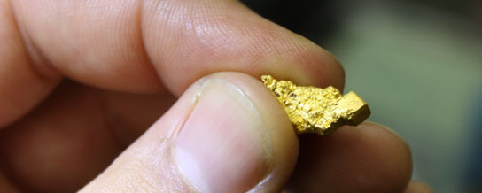 Rare cubic gold nugget