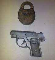 metal detector find - toy gun and lock - usa metal detector find - toy gun and lock - usa