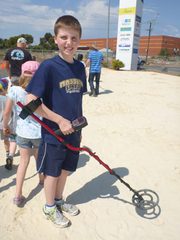 Minelab Treasure Quest 2012 - Cameron enjoying detecting - Adelaide Australia Minelab Treasure Quest 2012 - Cameron enjoying detecting - Adelaide Australia
