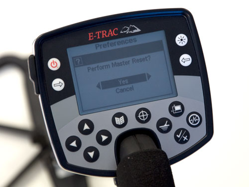 E-TRAC metal detector